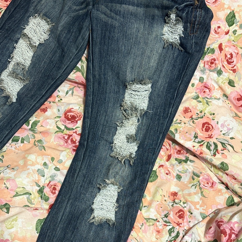 Women’s Ripped Blue Jeans - Size 7 - Picture 8 of 10